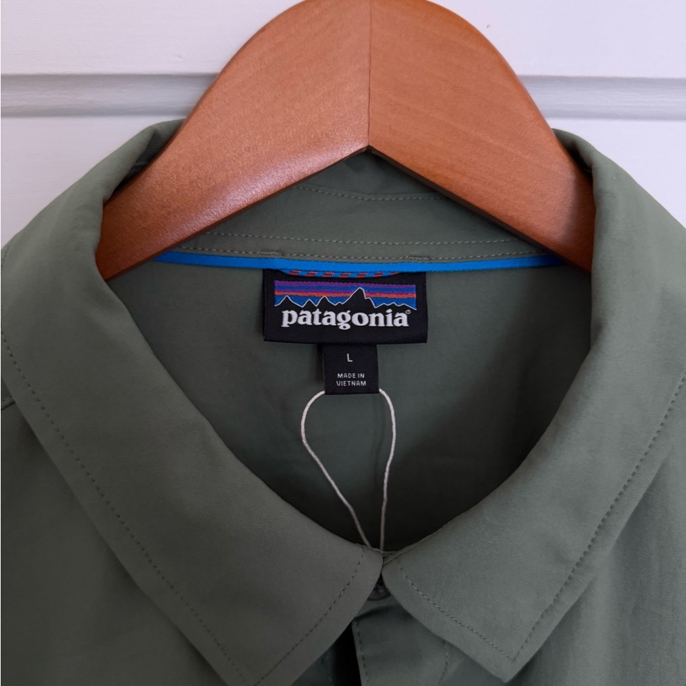 Patagonia Men’s Long Sleeves Self-Guided Sun Shirt - Picture 2 of 6